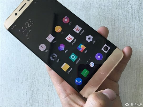 Le Pro 3 AI Edition_front